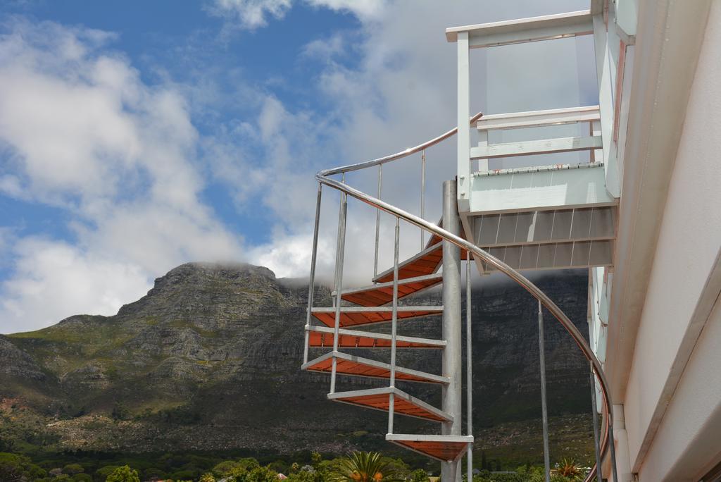 Southern Comfort Guest House Cape Town Exterior foto